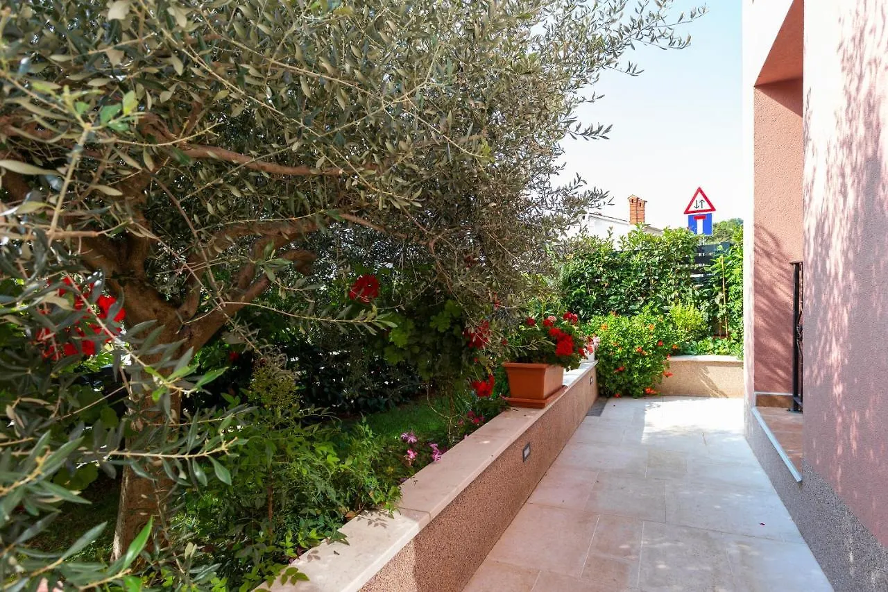 Newly Renovated Apartments In Funtana