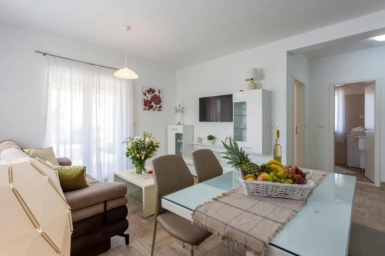 Newly Renovated Apartments In Funtana