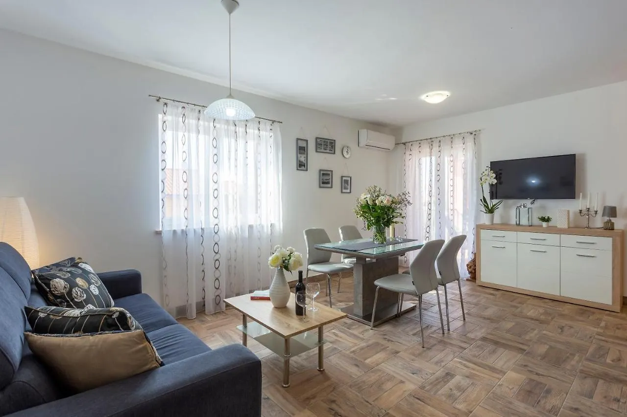 Newly Renovated Apartments In Funtana