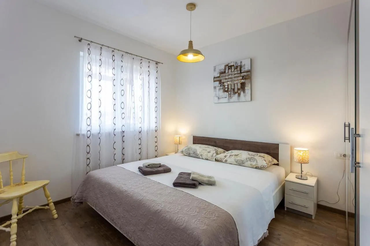 Newly Renovated Apartments In Funtana